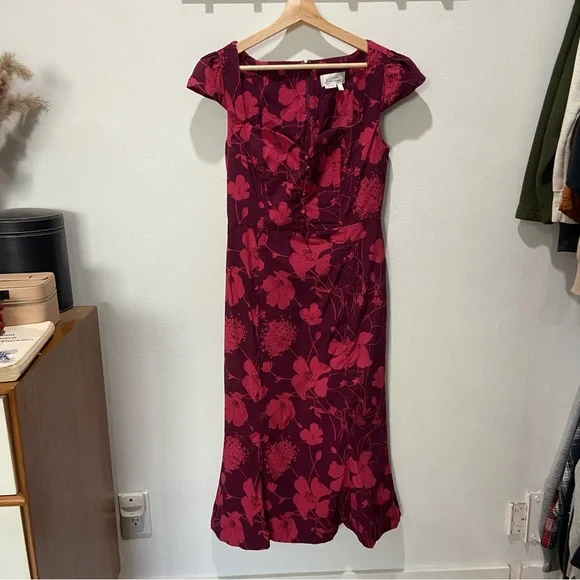 Anthropologie The Cecily Fit & Flare Sweetheart Dress by Maeve size medium Anthropologie The Cecily Fit & Flare Sweetheart Dress by Maeve size medium